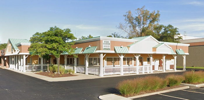 Harmony House Records and Tapes - Rochester - Rochester At Hamlin Rd (newer photo)